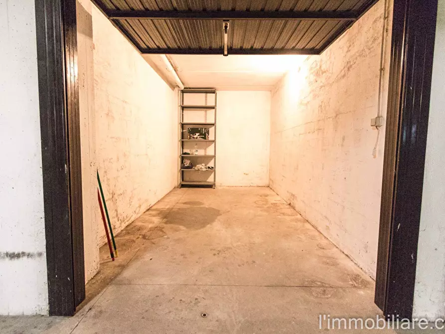 Immagine 16 di Appartamento in affitto  in Via Saval a Verona