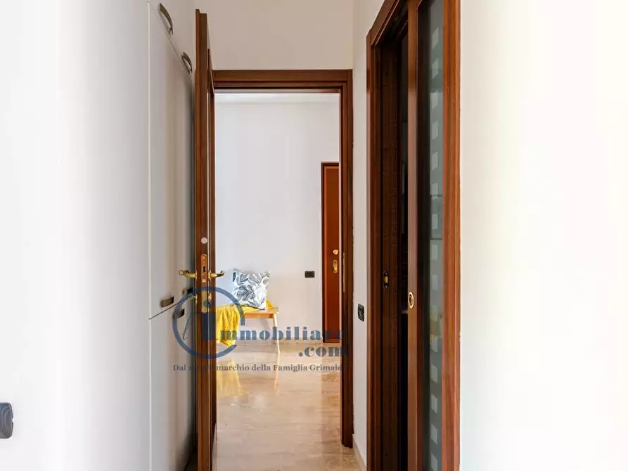 Immagine 34 di Camera in affitto  in Via Bari 24 a Milano