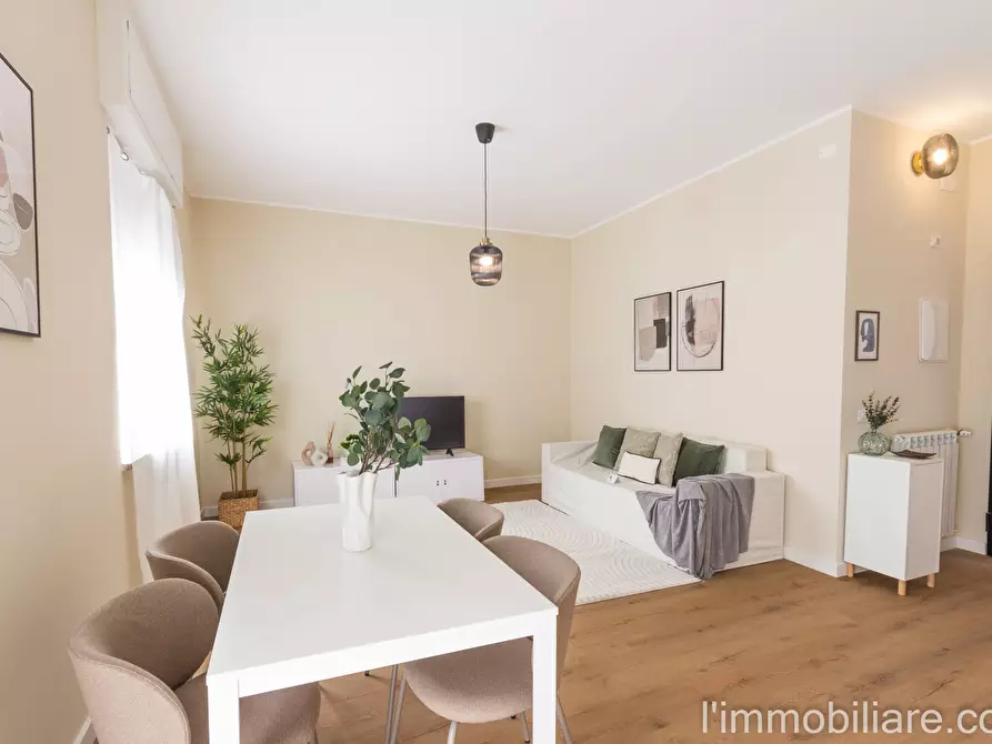 Immagine 2 di Appartamento in vendita  in Via Guglielmo Marconi 60 a Verona