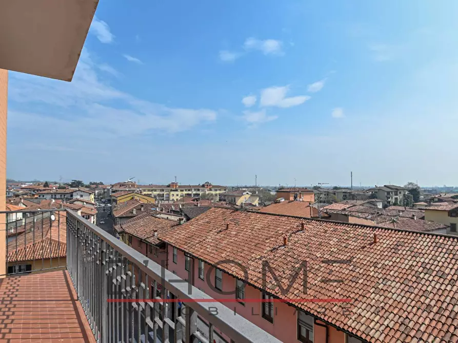 Immagine 1 di Appartamento in vendita  in Piazza Papa Giovanni XXIII 1 a Zanica