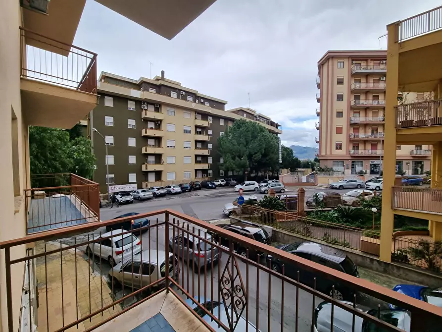 Immagine 10 di Appartamento in vendita  in Via Niccolò tommaseo 57 a Bagheria