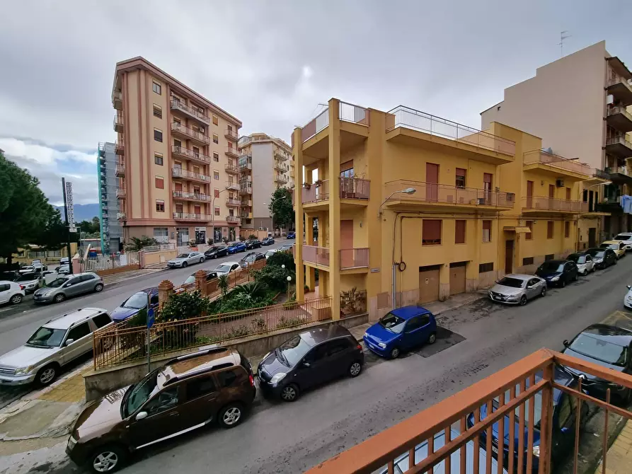 Immagine 11 di Appartamento in vendita  in Via Niccolò tommaseo 57 a Bagheria