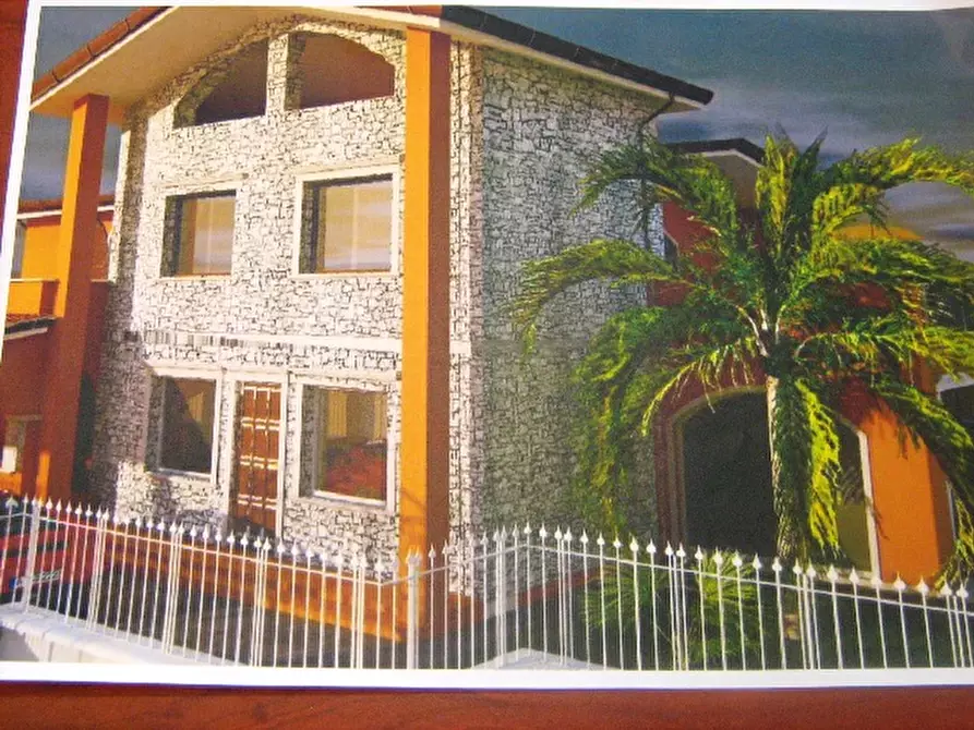 Immagine 7 di Terreno residenziale in vendita  a Avella