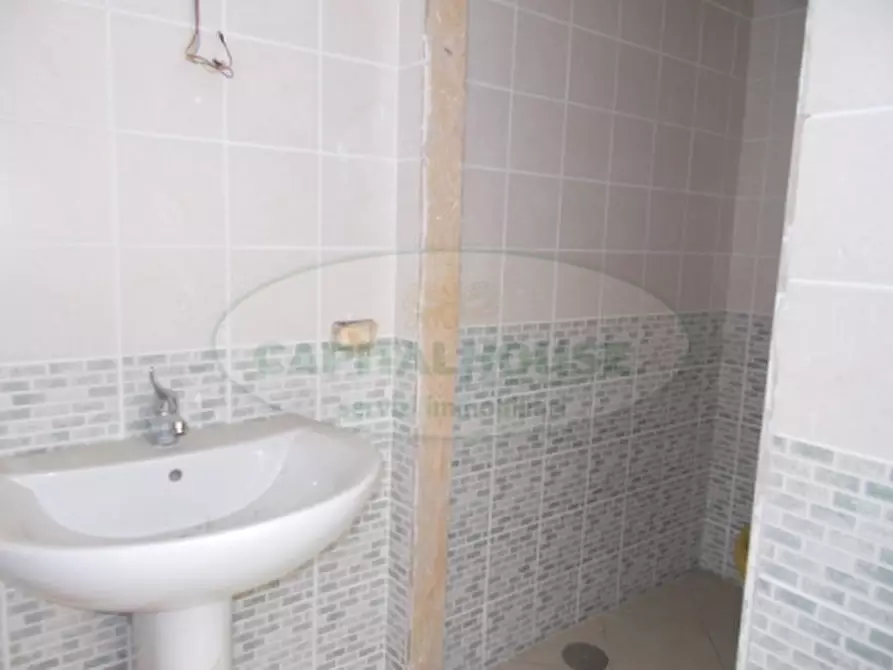 Immagine 8 di Locale commerciale in affitto  in VIA STELLATO a San Prisco