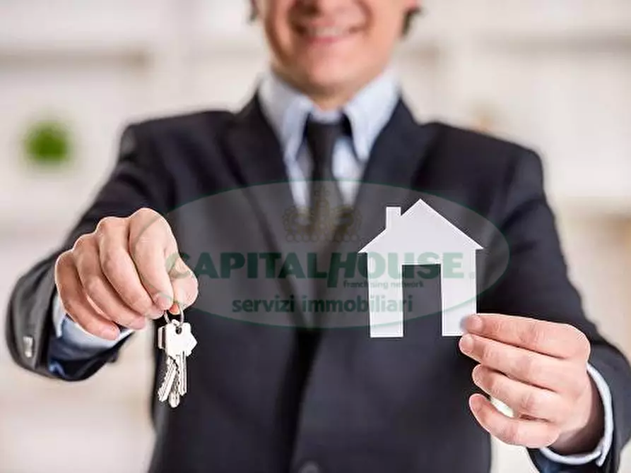 Immagine 19 di Appartamento in vendita  in via ottaviano a Cercola