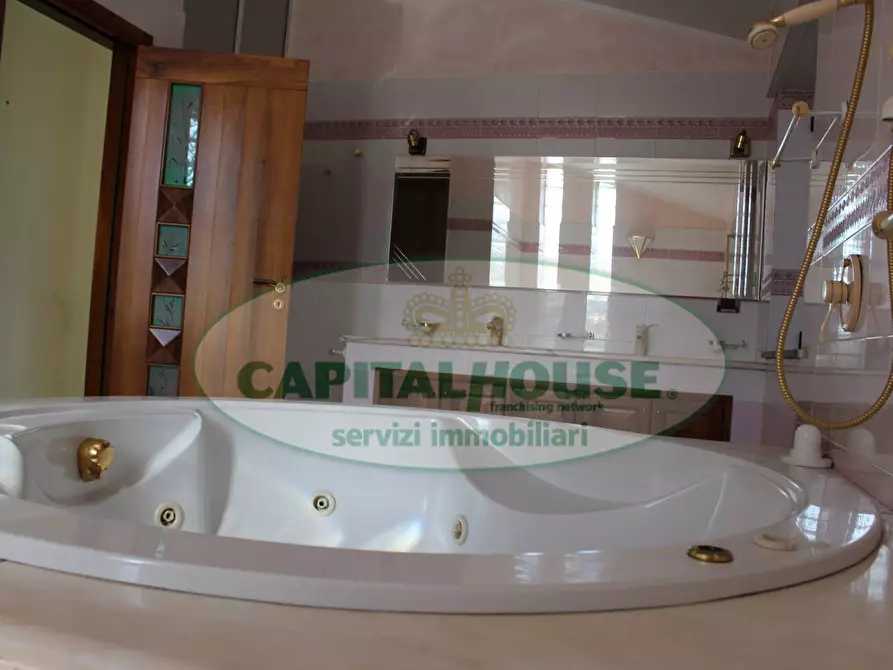 Immagine 22 di Villa in affitto  in via lainaio I tratto a Ottaviano