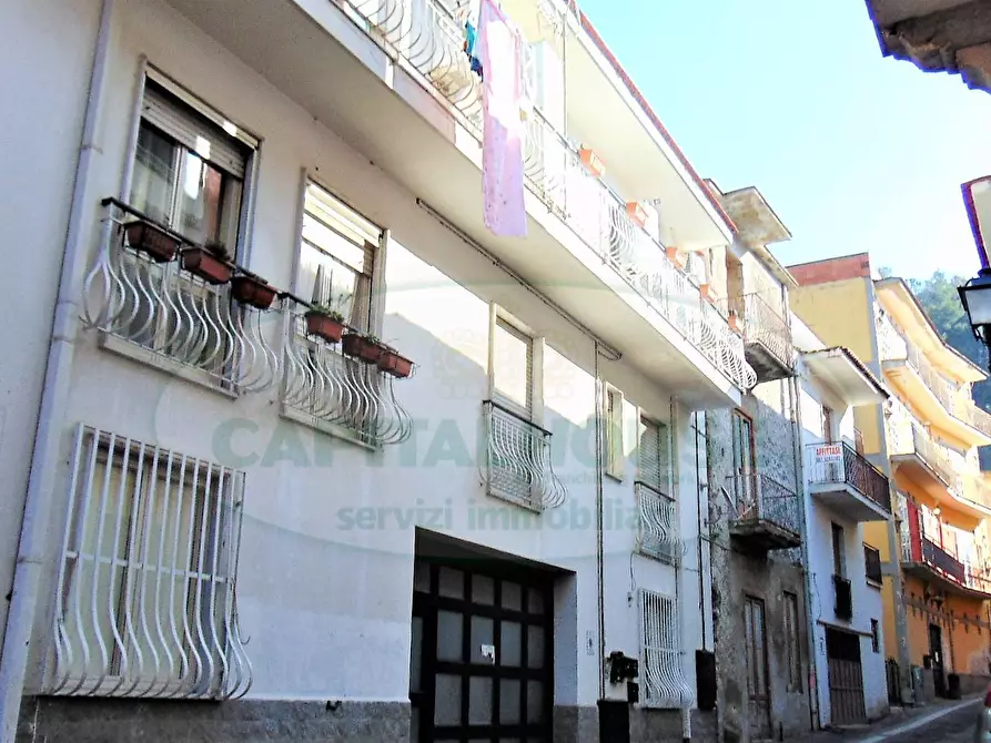 Immagine 1 di Appartamento in vendita  in quadrelle a Quadrelle