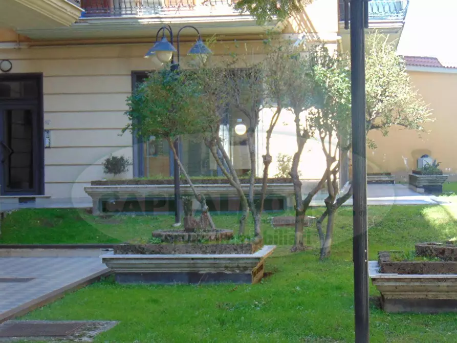 Immagine 2 di Locale commerciale in affitto  in via nazionale delle puglie a Sirignano