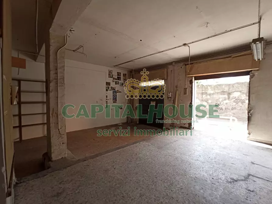 Immagine 7 di Locale commerciale in vendita  in via filippo turati a San Giorgio A Cremano