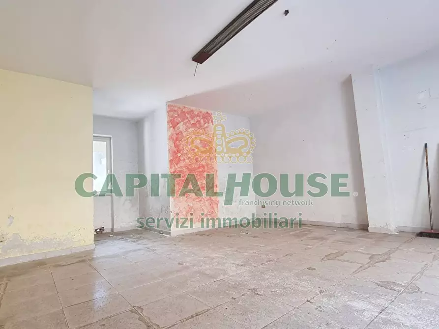 Immagine 5 di Ufficio in vendita  a Capodrise