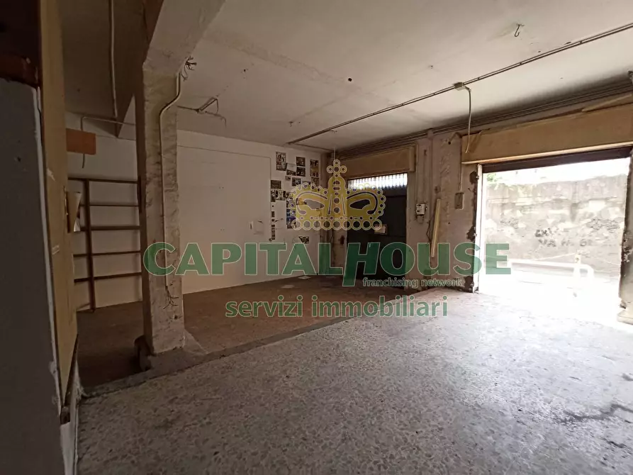 Immagine 8 di Locale commerciale in affitto  in via filippo turati a San Giorgio A Cremano