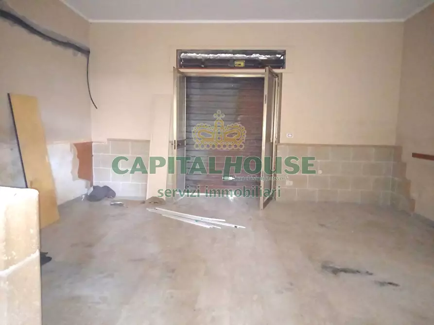 Immagine 6 di Locale commerciale in affitto  in VIALE LIBERTA' a Capua