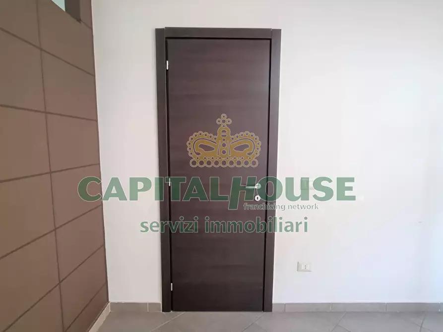 Immagine 27 di Ufficio in vendita  a Camigliano