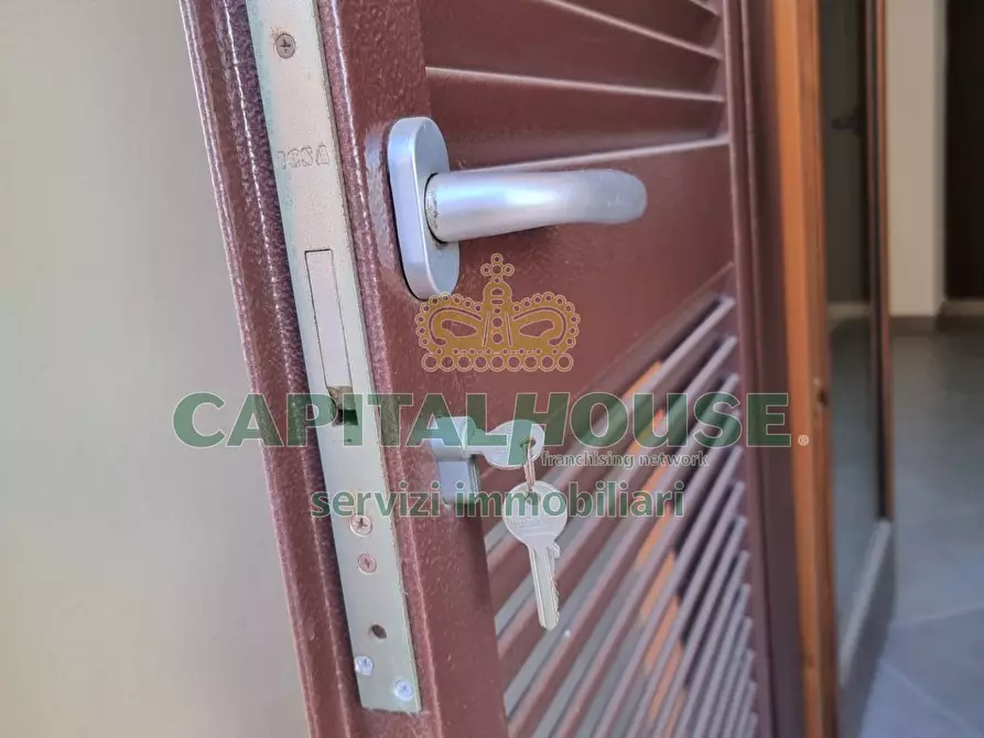 Immagine 30 di Ufficio in vendita  a Camigliano