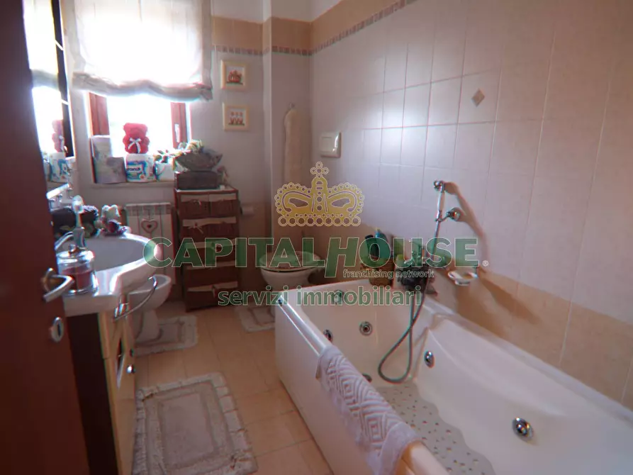 Immagine 10 di Appartamento in vendita  in Via Patturelli a Capodrise