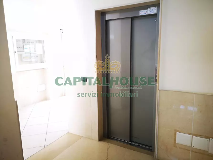 Immagine 13 di Appartamento in vendita  in Via Patturelli a Capodrise