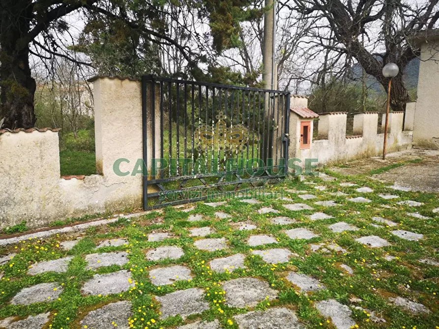 Immagine 32 di Casa indipendente in vendita  a Castel Di Sasso