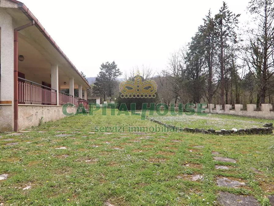 Immagine 60 di Casa indipendente in vendita  a Castel Di Sasso