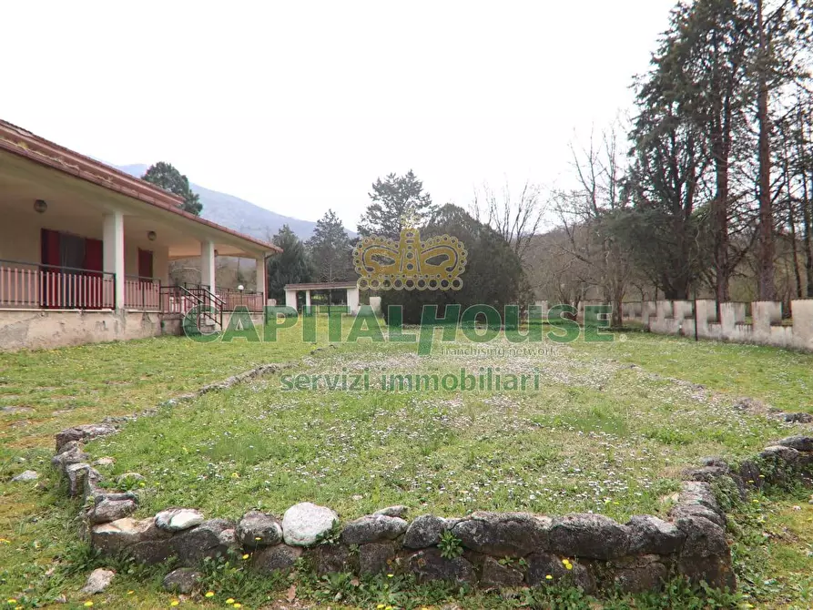 Immagine 63 di Casa indipendente in vendita  a Castel Di Sasso