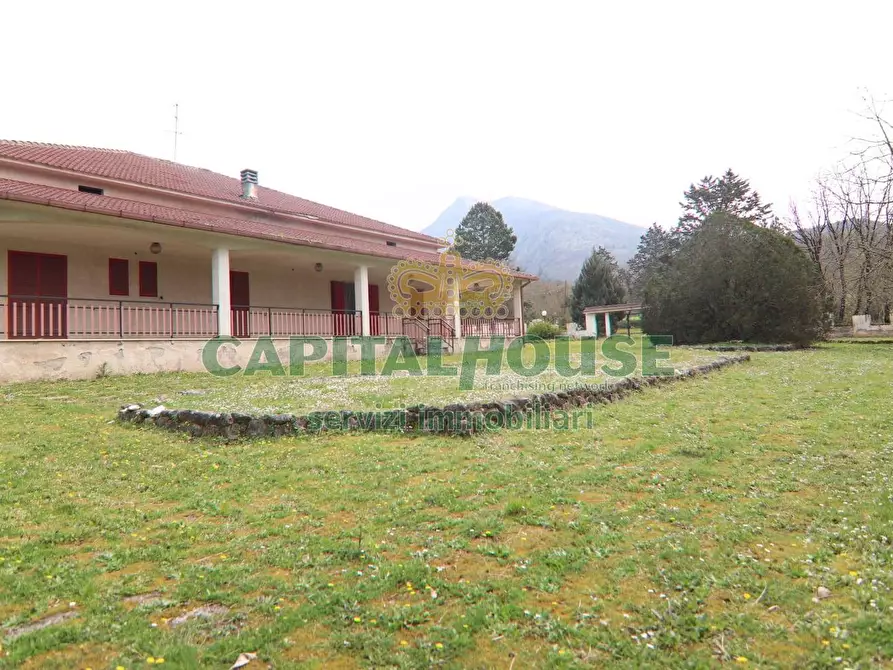 Immagine 49 di Casa indipendente in vendita  a Castel Di Sasso