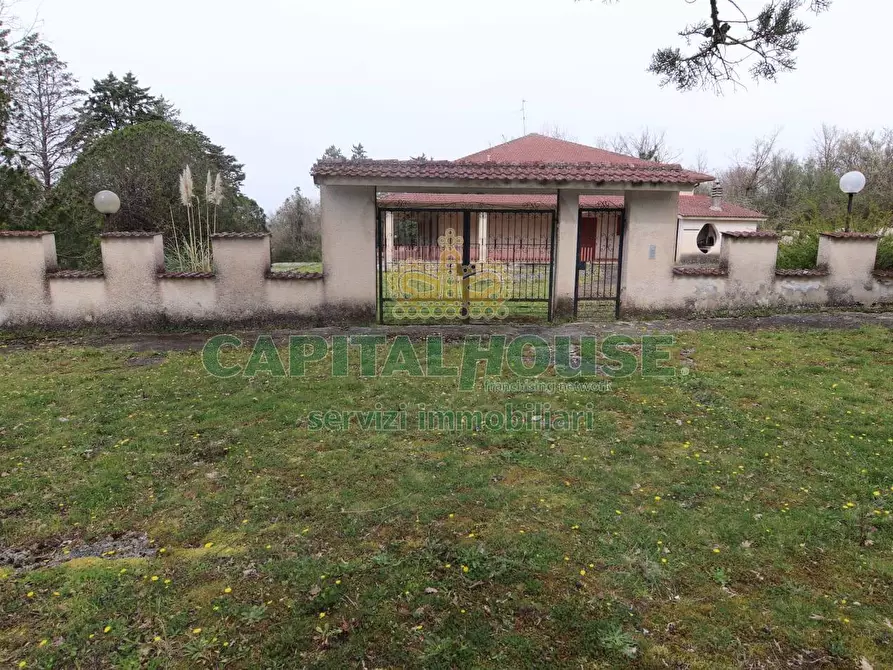 Immagine 65 di Casa indipendente in vendita  a Castel Di Sasso