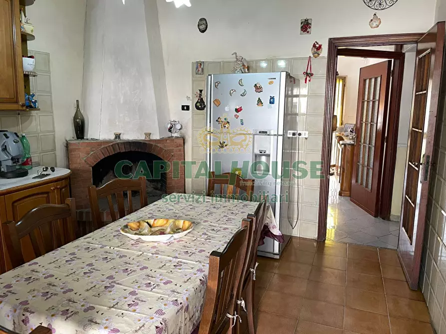 Immagine 2 di Casa semindipendente in vendita  in via giugliani a Cercola