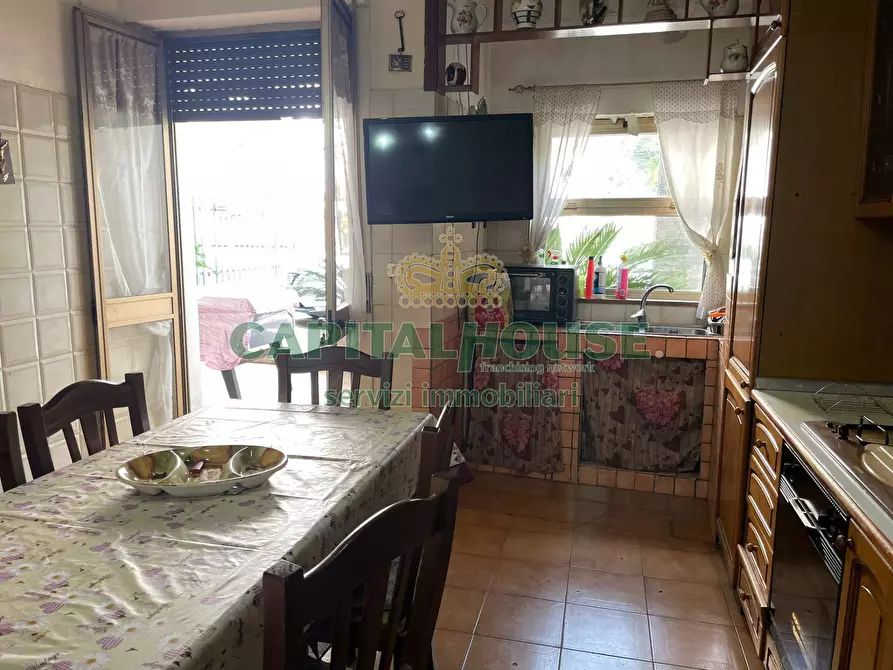 Immagine 3 di Casa semindipendente in vendita  in via giugliani a Cercola