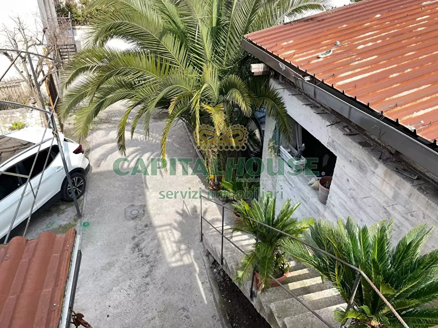 Immagine 12 di Casa semindipendente in vendita  in via giugliani a Cercola