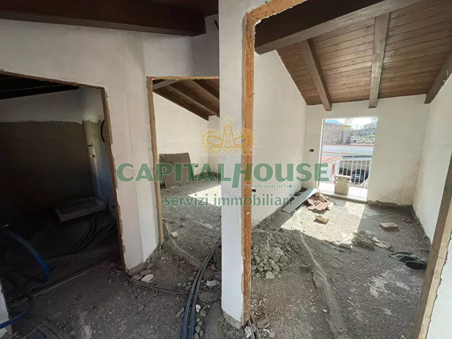 Immagine 27 di Casa semindipendente in vendita  in via giugliani a Cercola