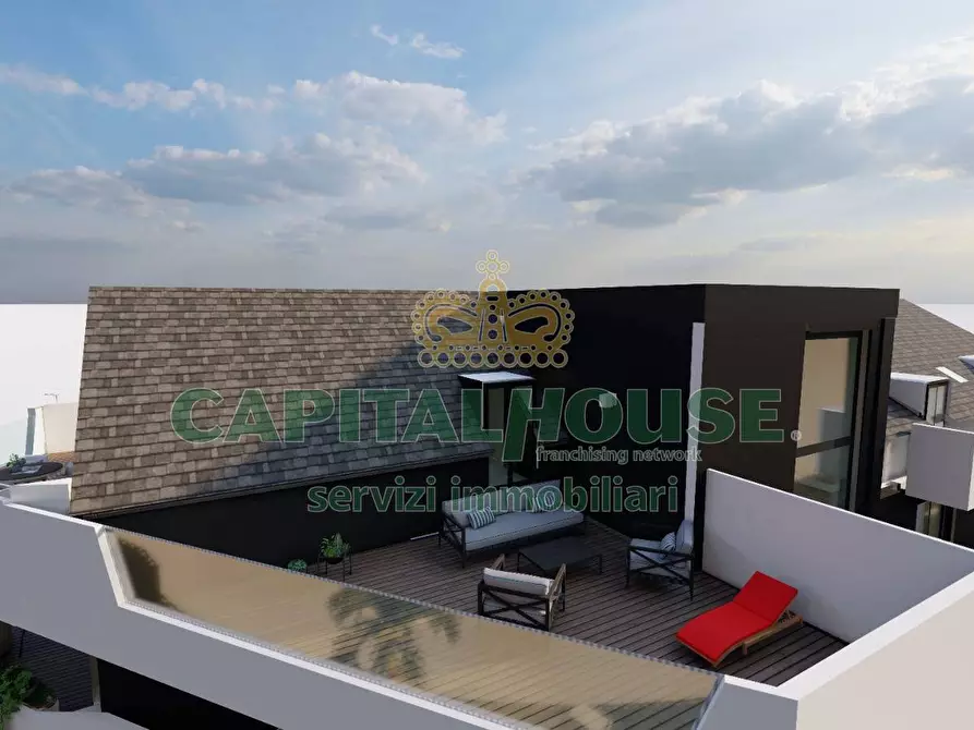 Immagine 4 di Locale commerciale in vendita  in Via Umberto Saba a Capodrise