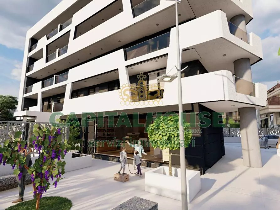 Immagine 5 di Locale commerciale in vendita  in Via Umberto Saba a Capodrise