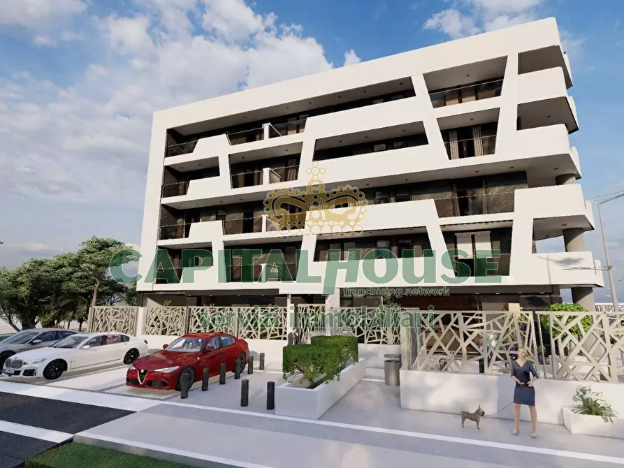 Immagine 7 di Locale commerciale in vendita  in Via Umberto Saba a Capodrise