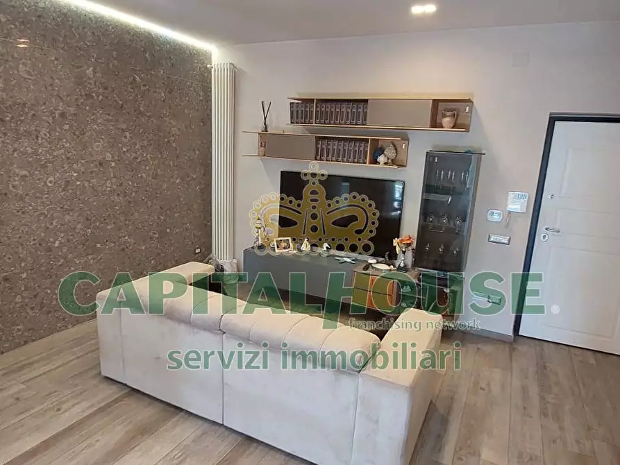 Immagine 11 di Appartamento in vendita  in via fragolesi a Cercola