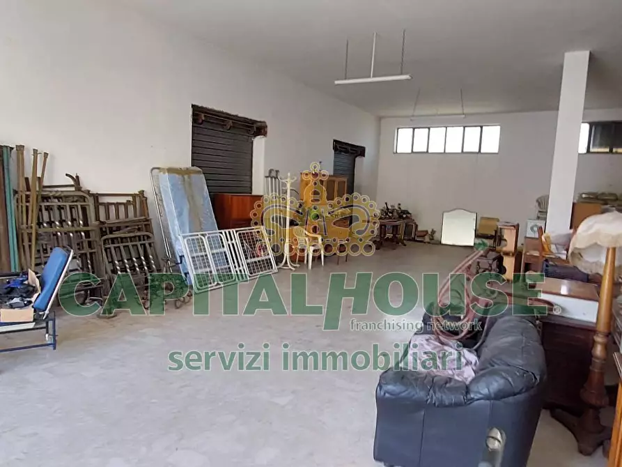 Immagine 5 di Magazzino in affitto  in via moccia a Cercola