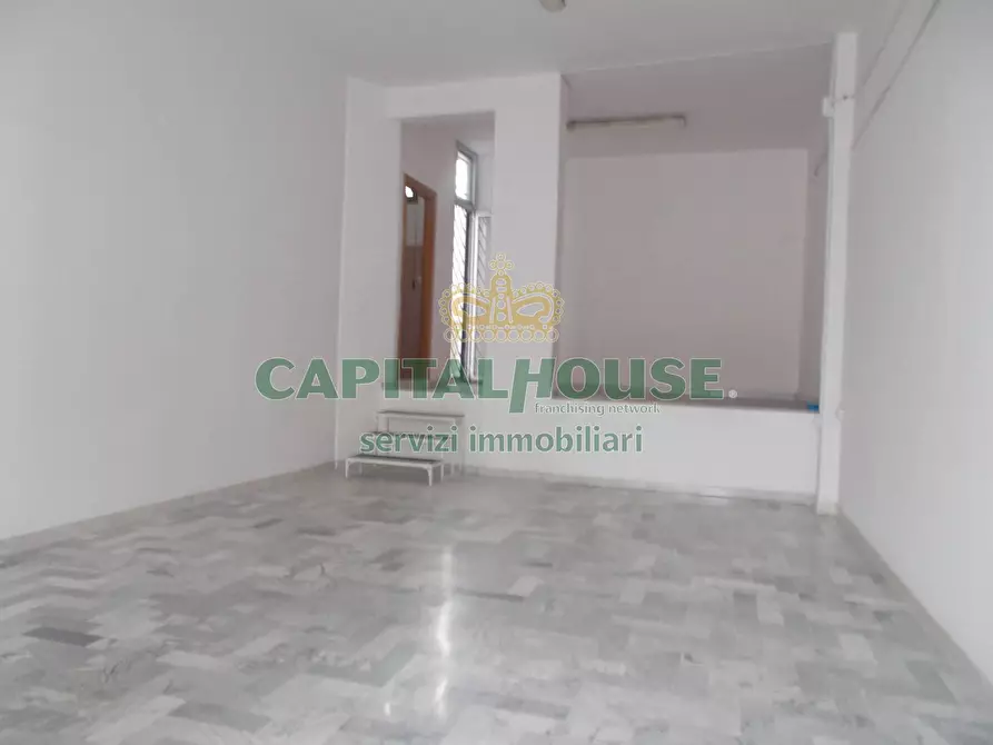 Immagine 2 di Locale commerciale in affitto  in VIA GALATINA a Santa Maria Capua Vetere