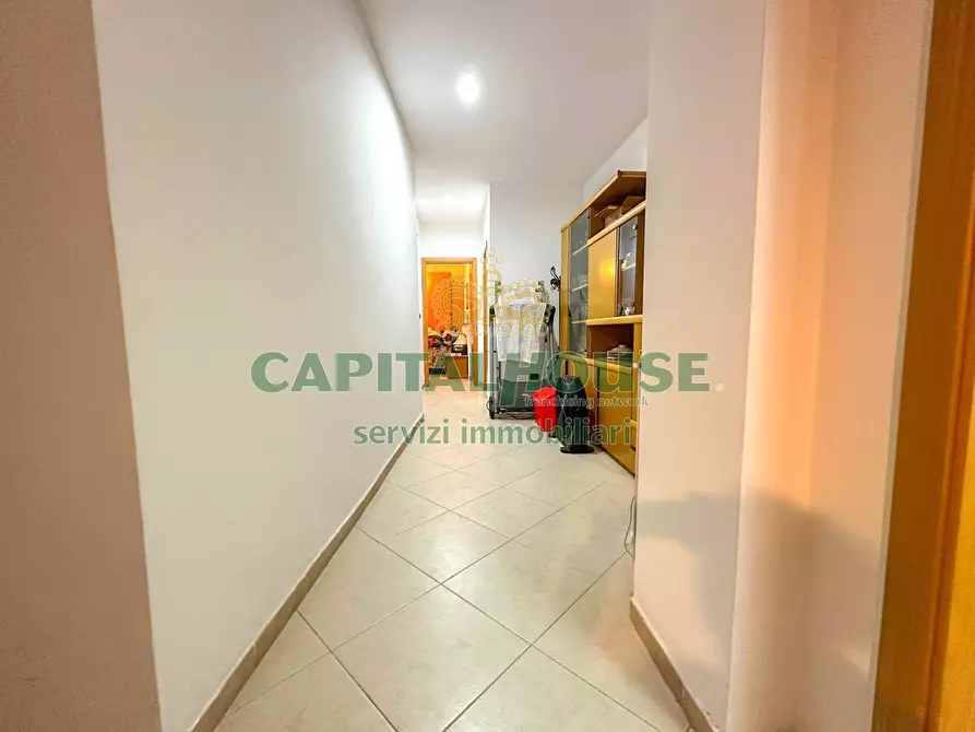 Immagine 12 di Appartamento in vendita  in via duomo a Capua