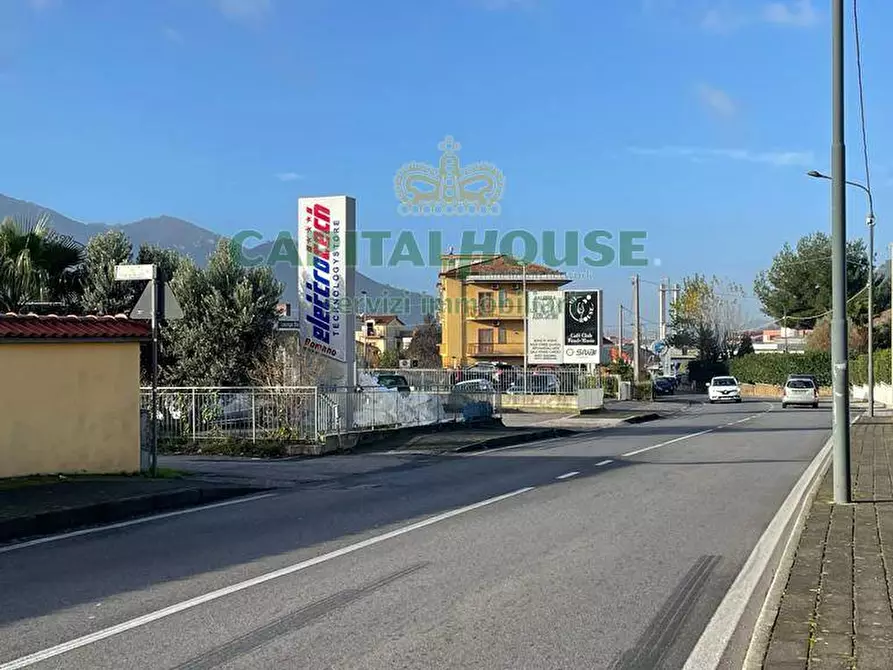 Immagine 3 di Attività commerciale in affitto  in Via Faraldo a Fisciano