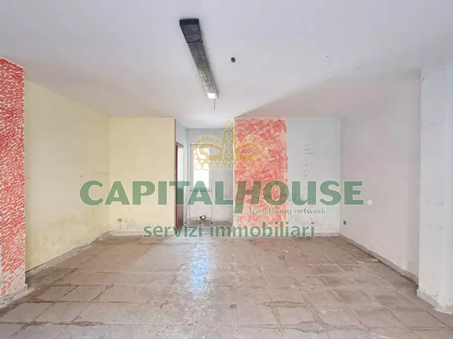 Immagine 7 di Ufficio in vendita  a Capodrise