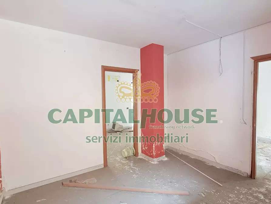 Immagine 1 di Ufficio in vendita  a Capodrise