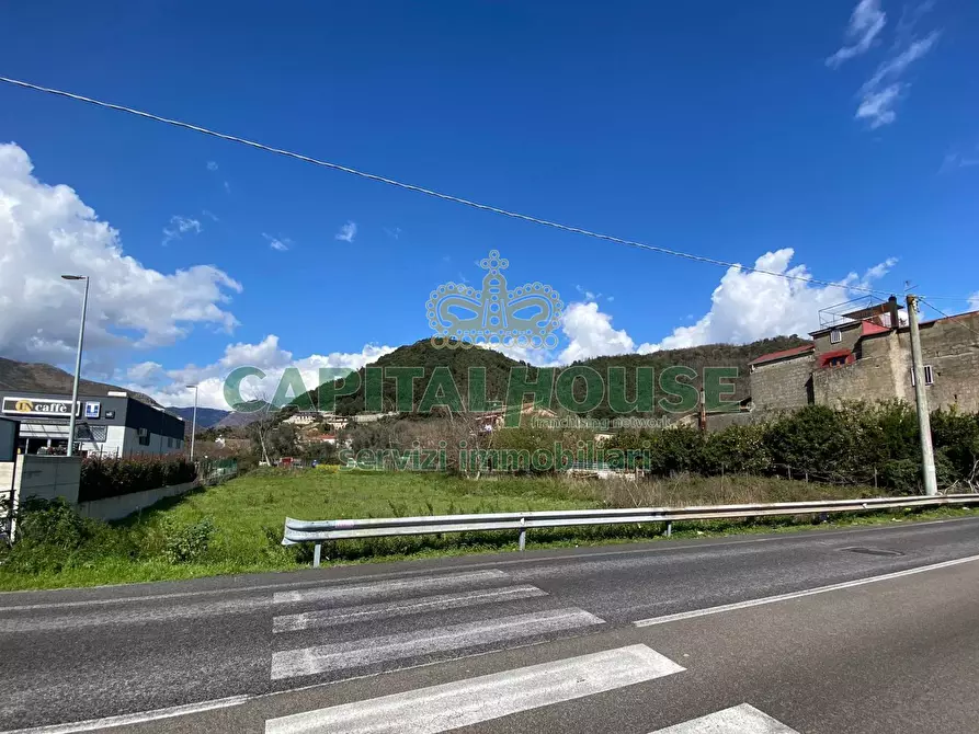 Immagine 3 di Terreno residenziale in vendita  in Via Codola a Mercato San Severino
