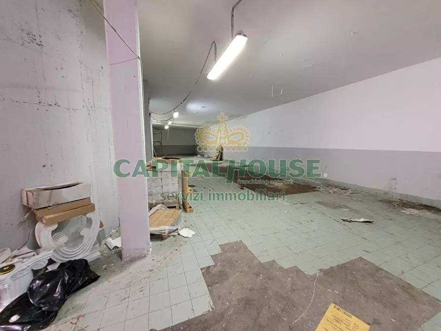 Immagine 2 di Locale commerciale in affitto  in Via San Vito a Mercato San Severino