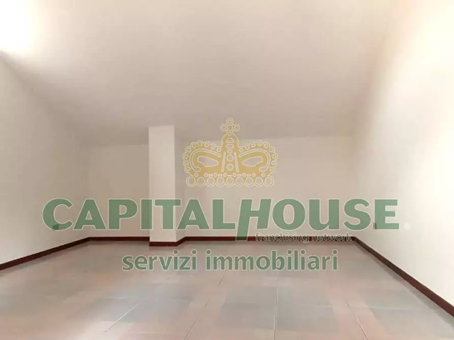 Immagine 20 di Attico in affitto  in piazza medaglie d'oro a Capua