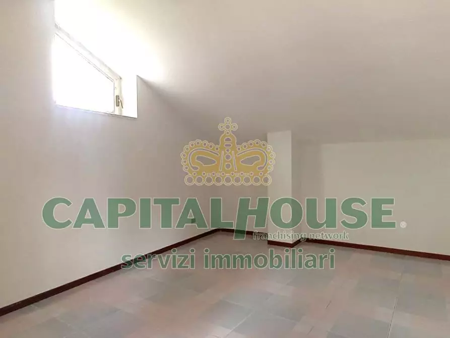 Immagine 24 di Attico in affitto  in piazza medaglie d'oro a Capua