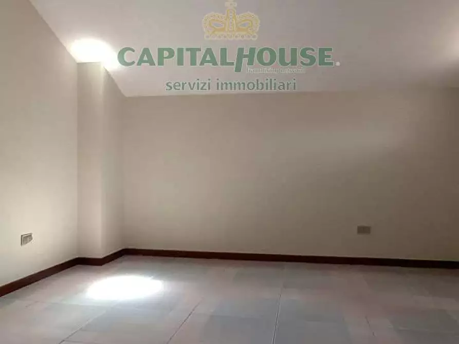 Immagine 25 di Attico in affitto  in piazza medaglie d'oro a Capua