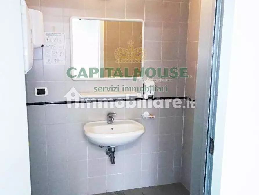 Immagine 8 di Ufficio in affitto  in Via Piero Gobetti a Bologna