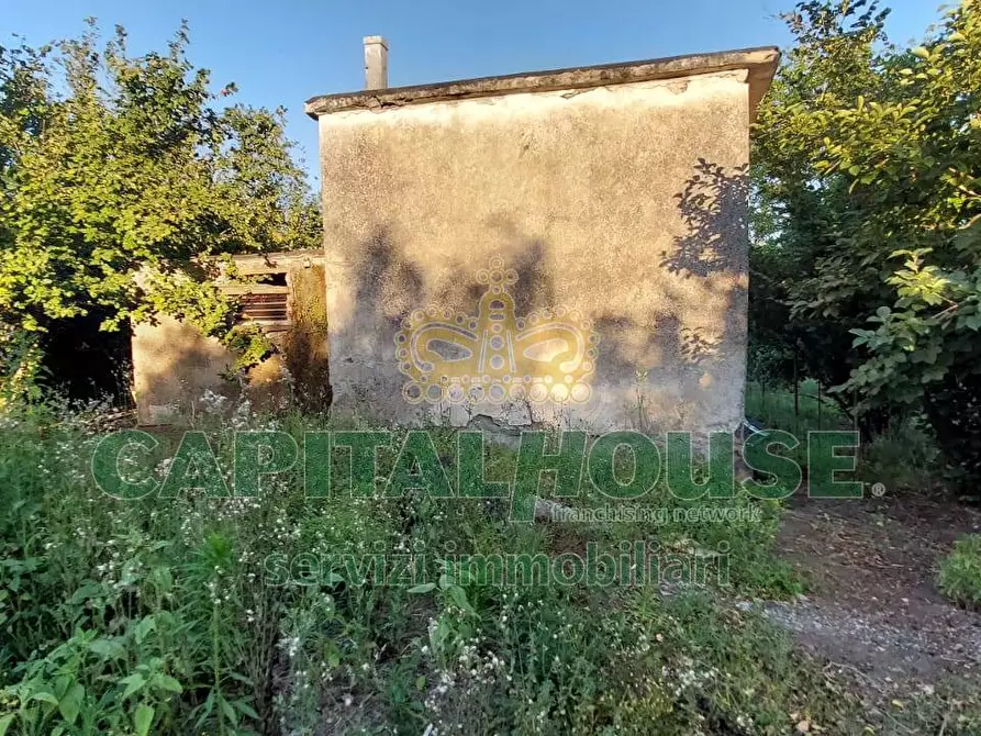 Immagine 1 di Rustico / casale in vendita  in via rivolta a Cercola