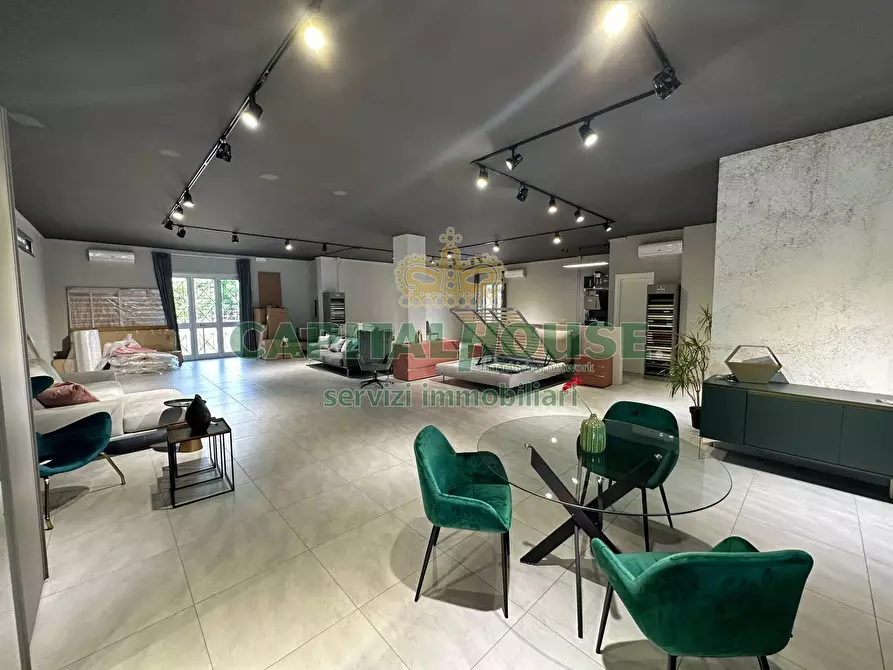 Immagine 2 di Laboratorio in affitto  in via nuova saviano a Cercola