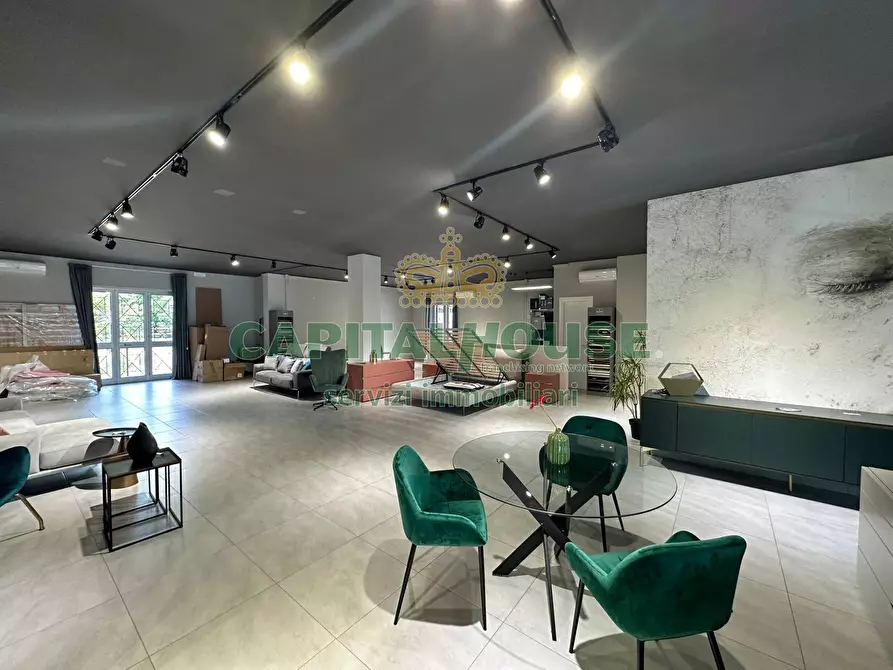 Immagine 5 di Laboratorio in affitto  in via nuova saviano a Cercola