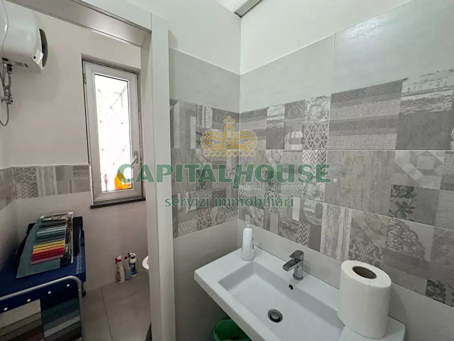 Immagine 11 di Laboratorio in affitto  in via nuova saviano a Cercola