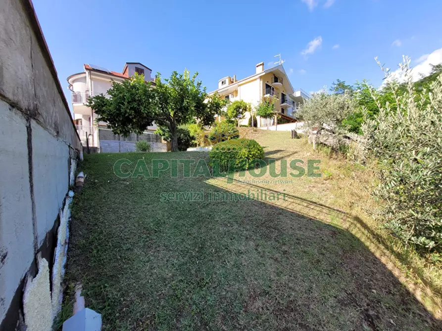 Immagine 37 di Villa in vendita  in Via La Fora a Baronissi